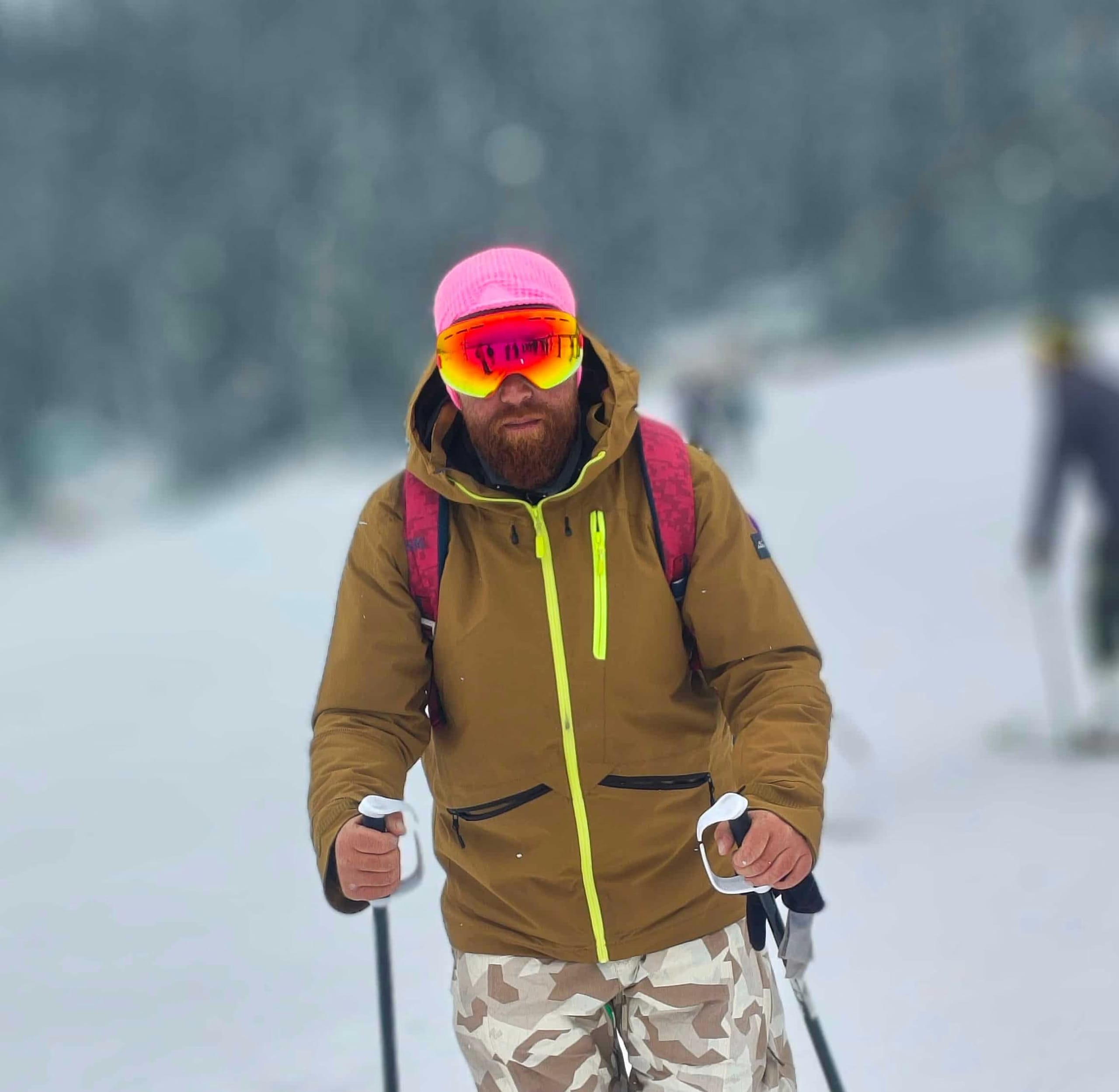 Anaytullah Khan, Senior Ski Instructor at Gulmarg Snowkings.